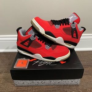 Jordan Retro 4 Toro Bravo